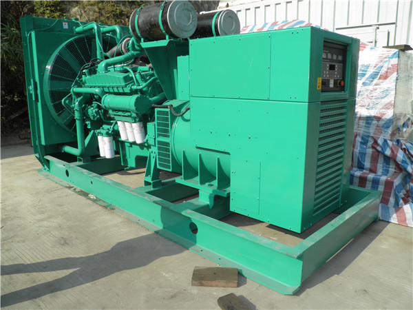 封开发电车出租-柴油发电机散热器怎样散热