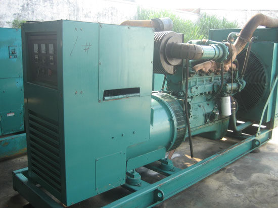 封开租赁发电机- 发电机碳刷磨损的原因是什么