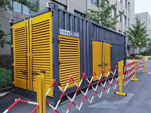 封开如何使用转速表检查发动机的转速？