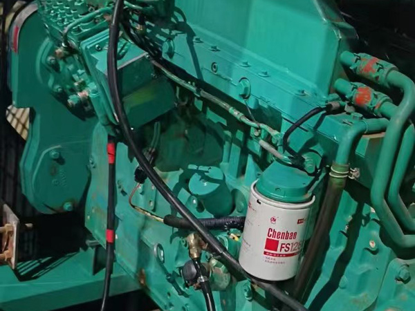 封开如何确定新的发电机组控制系统是否与原系统兼容？